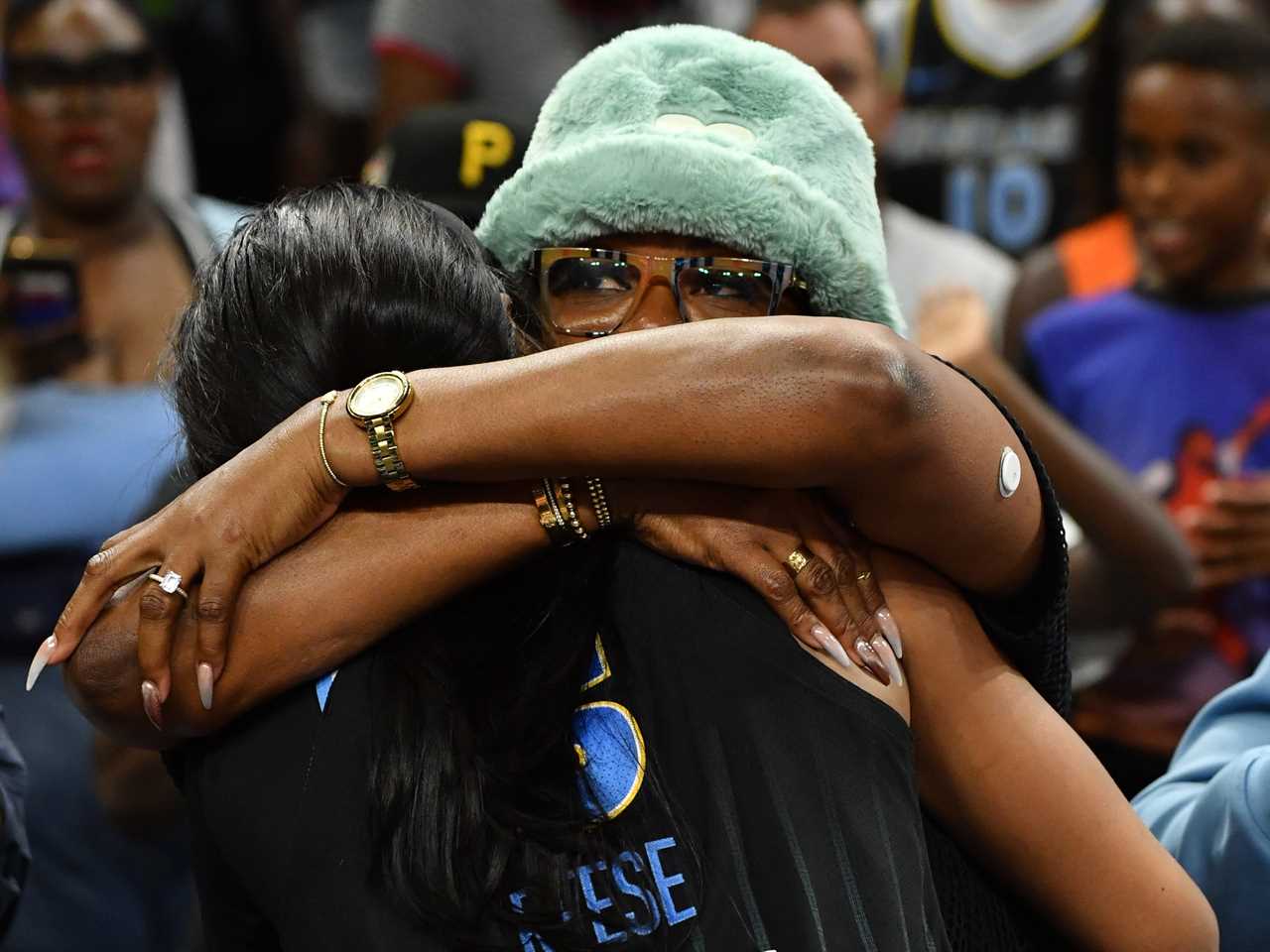 Angel Reese-Sheryl Swoopes hug a win for Black women