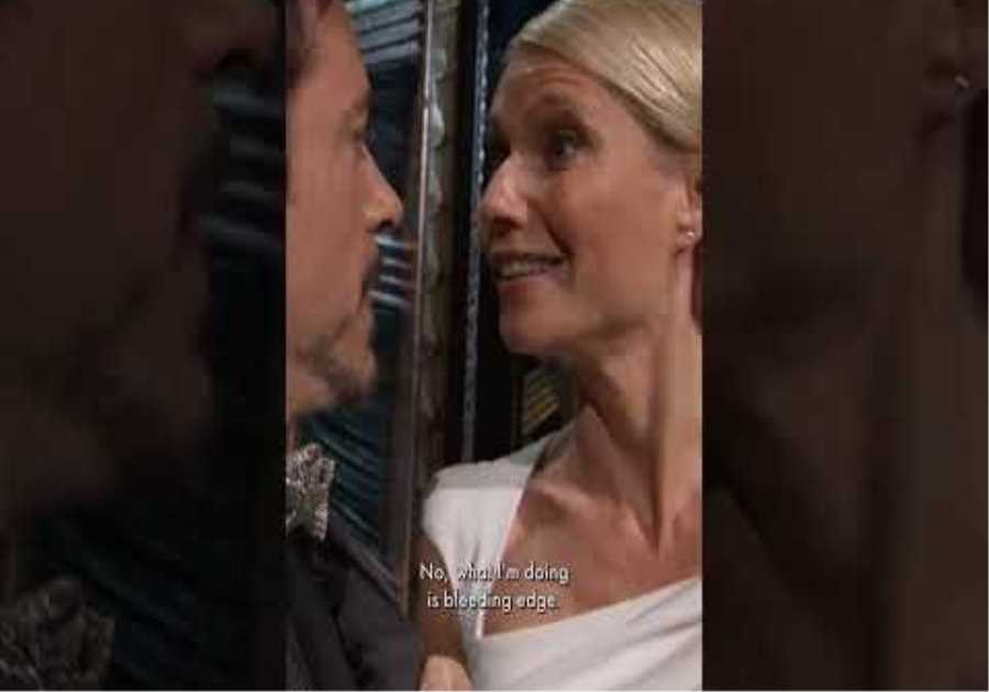 Oscar Winners Robert Downey Jr. &amp; Gwyneth Paltrow Present Best Documentary Feature at the #Oscars