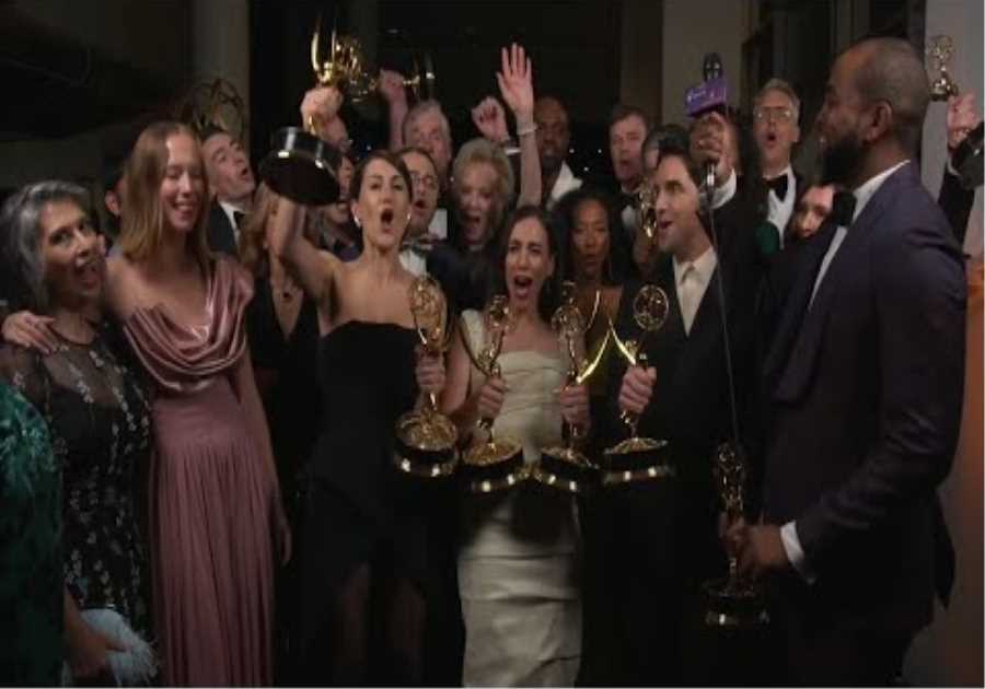 Hacks: 76th Emmy Awards Winnerview