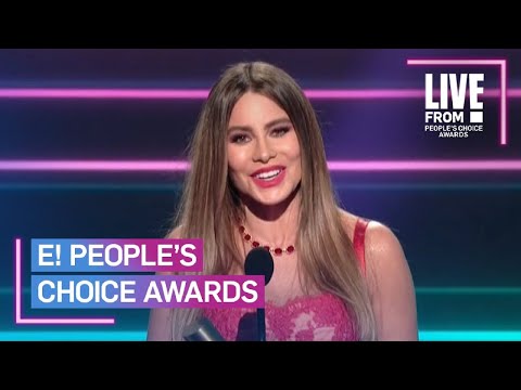 Sofía Vergara Receives Her Last Modern Family Award | E! People’s Choice Awards