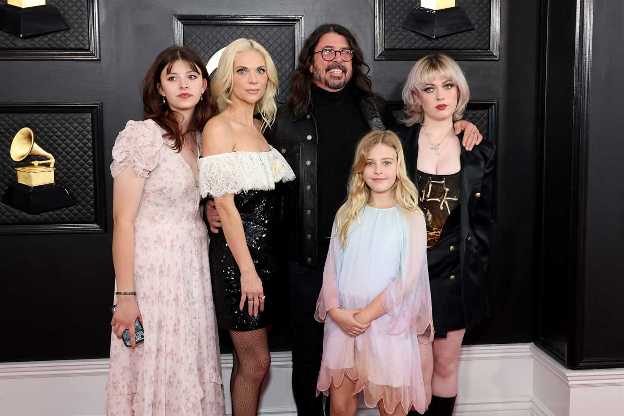 Jordan Blum and Dave Grohl with their kids Ophelia Grohl, Violet Grohl and Harper Grohl.