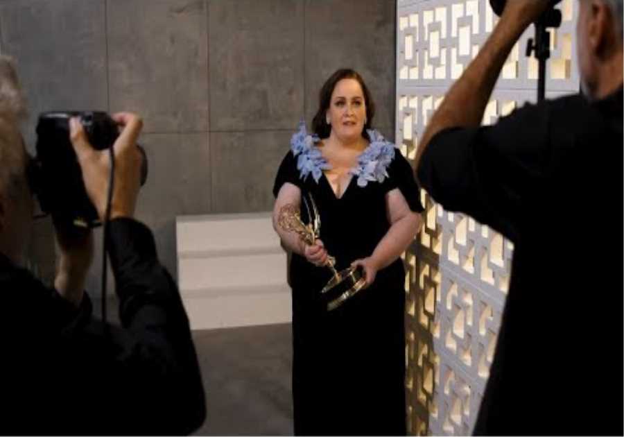 Under the Cover with the Emmy Photo Studio