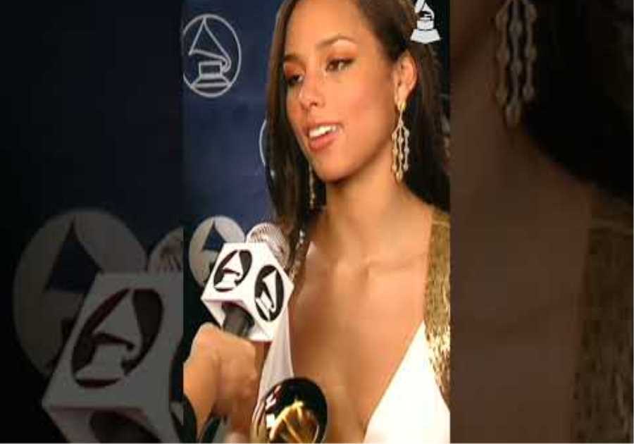 Alicia Keys Reflects On A Triumphant Night At The 2005 GRAMMYs | Red Carpet Flashback