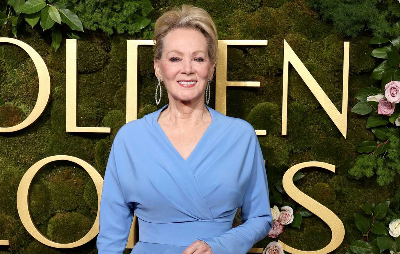 Jean Smart calls for awards ceremonies to be postponed in wake of LA wildfires