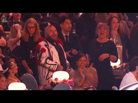 TEDDY SWIMS Reacts to BENSON BOONE'S Performance | 2025 GRAMMYs