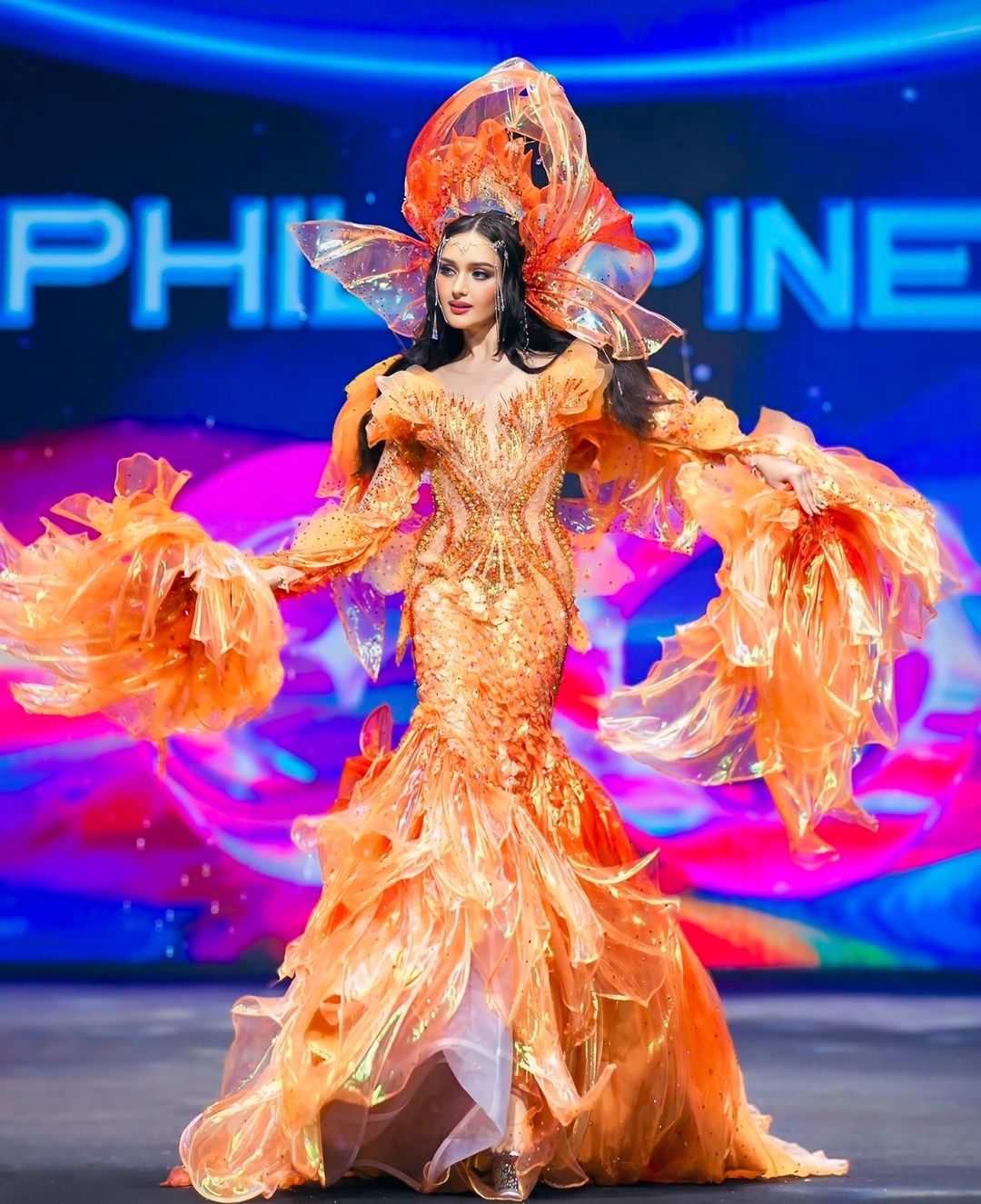 Ahtisa Manalo in her Dyesebel dress for her National Costume