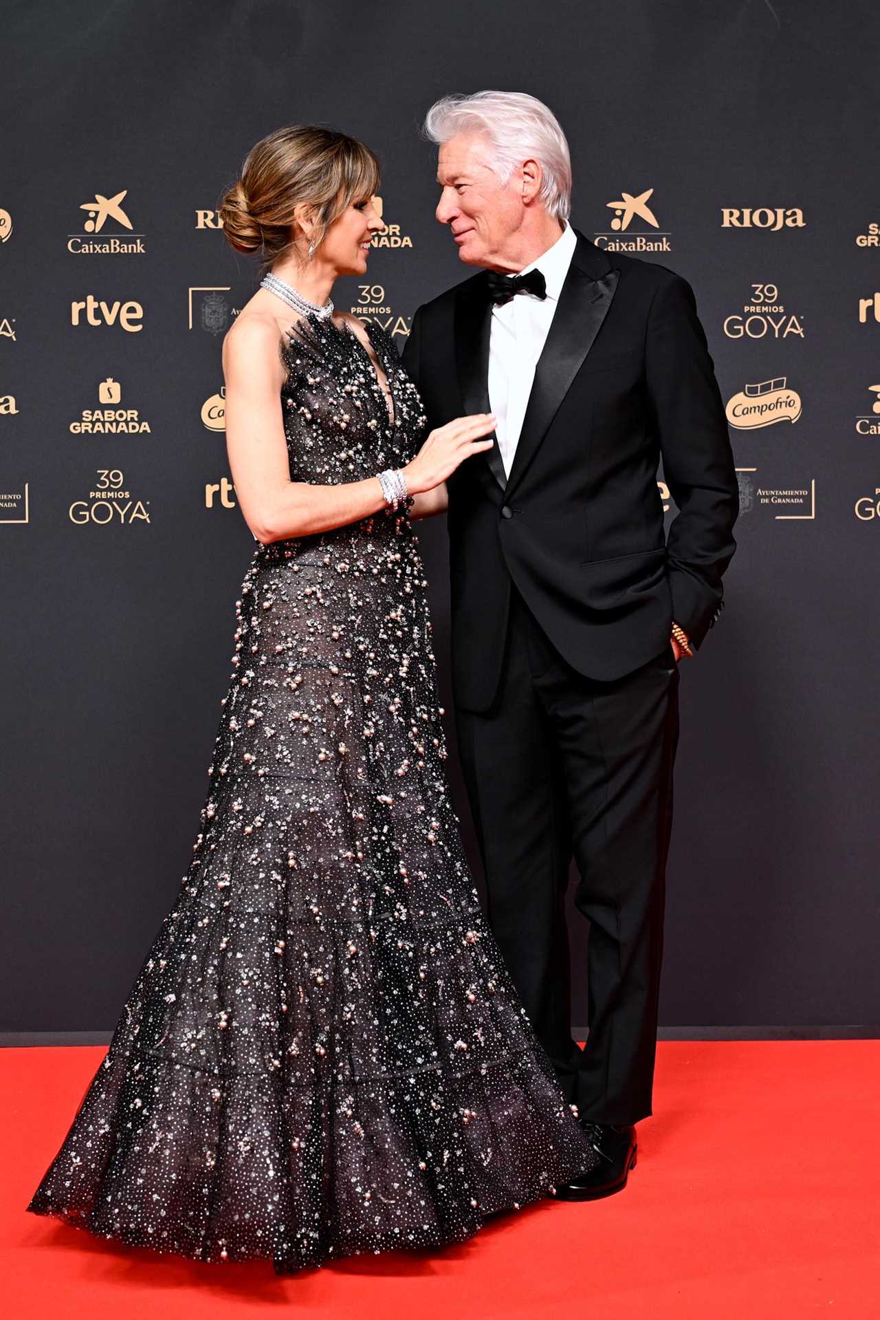 Richard Gere and Wife Alejandra Are Loved Up at Goya Awards