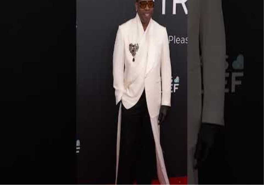 BUSTA RHYMES | Red Carpet Fashion Cam | 2025 GRAMMYs