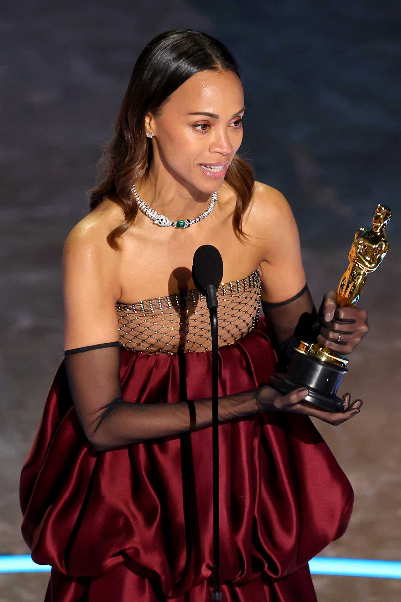 INLINE Zoe Saldana Oscars 2025 Best Supporting Actress Winner