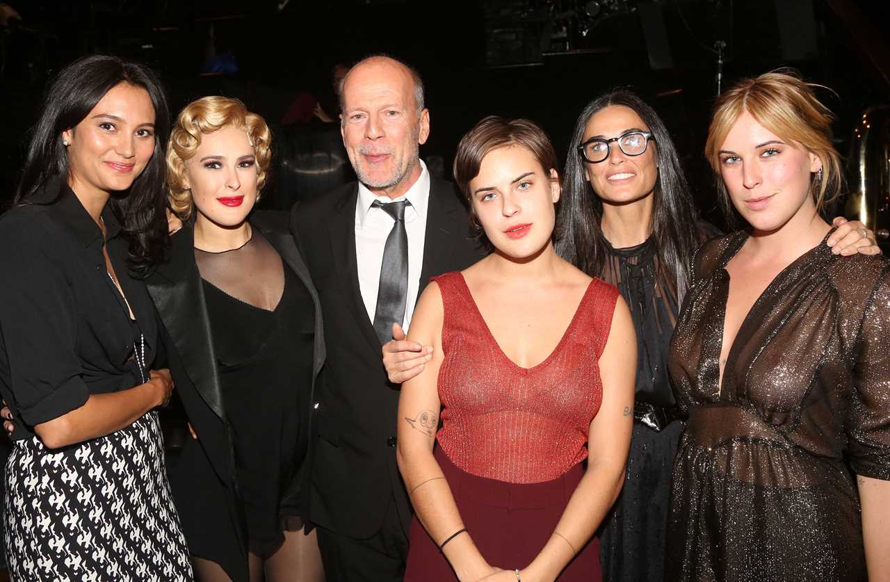 Emma Heming Willis, Rumer Willis, Bruce Willis, Tallulah Willis, Demi Moore and Scout Willis