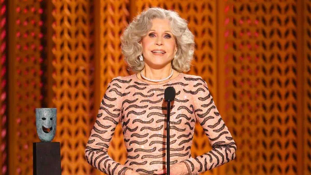 Jane Fonda accepts Lifetime Achievement Award at SAG Awards