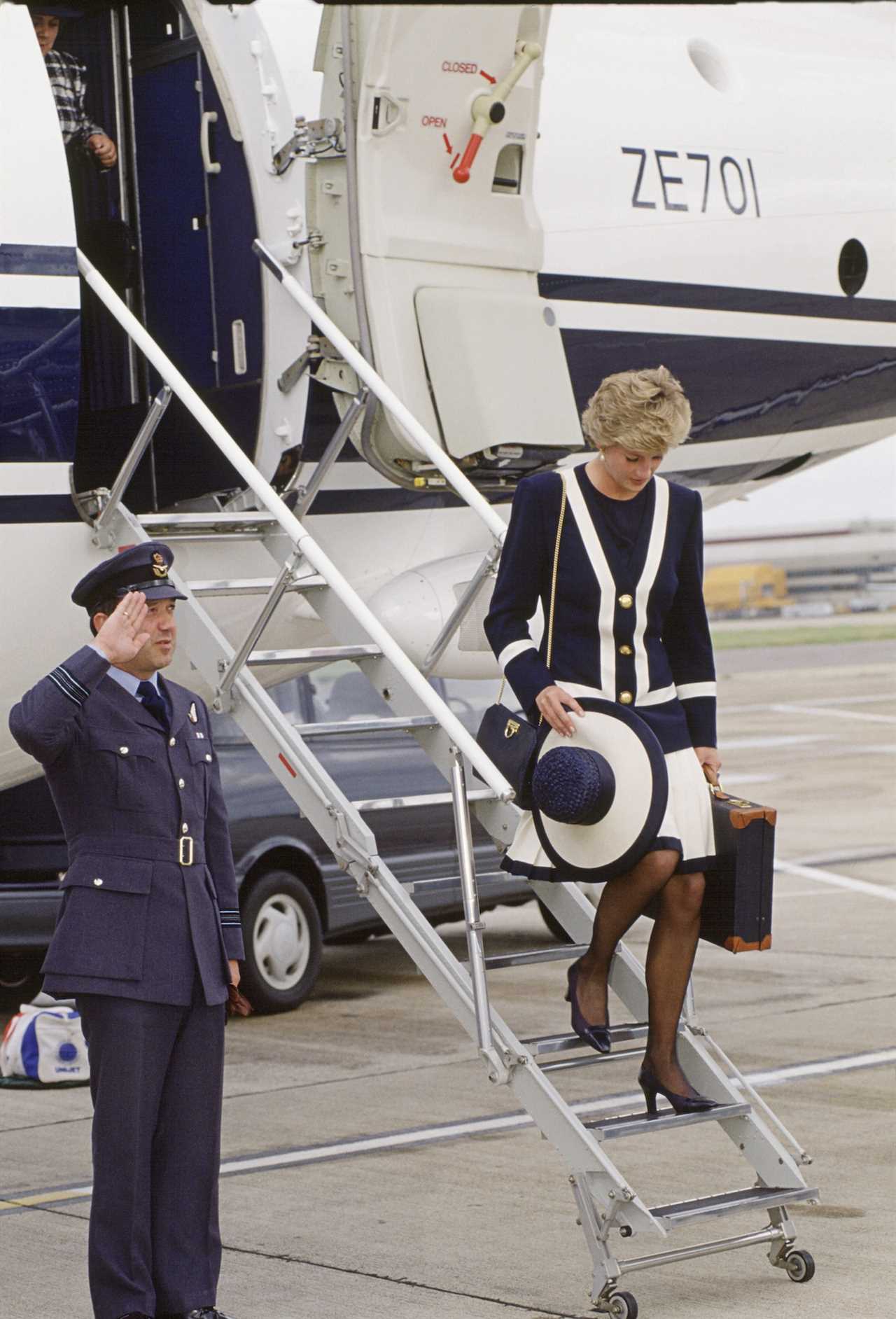 2 Kate Middleton Channels Princess Diana in Nautical Inspired Style Split Template Updated