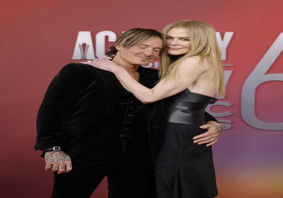 Keith Urban Gushes Over Nicole Kidman While Accepting Special ACM Award