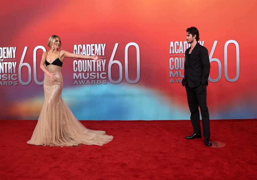 Kelsea Ballerini and Chase Stokes Get Flirty on the ACM Awards Red Carpet
