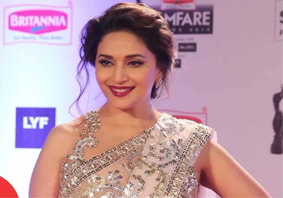 Birthday Special: Madhuri Dixit Nenes Journey With Filmfare Through The Years 