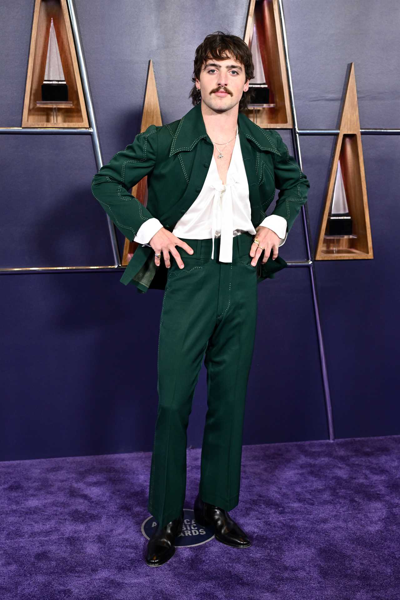 Here Are The Best Red Carpet Looks From The 2025 American Music Awards