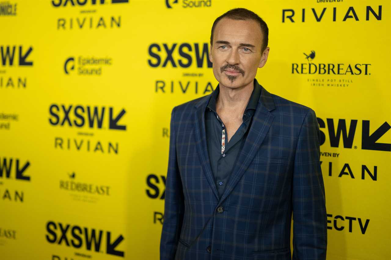 Julian McMahon