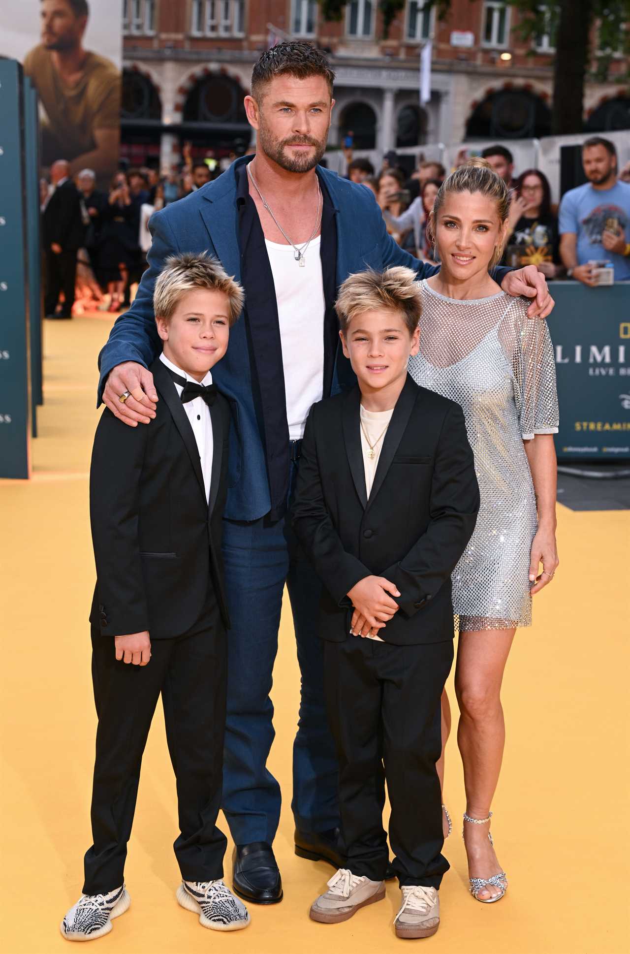 Chris Hemsworth and Elsa Pataky with Tristan Hemsworth (L) and Sasha Hemsworth