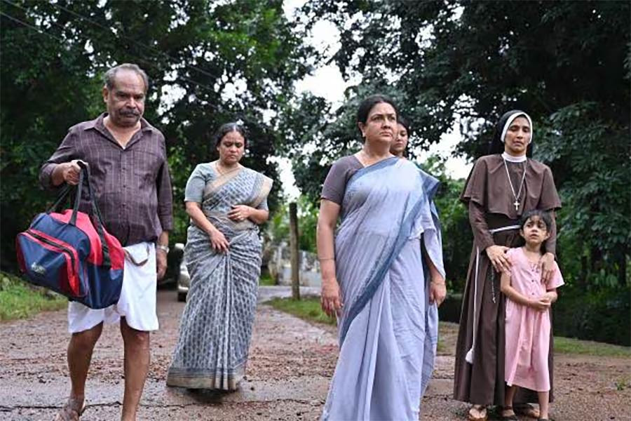 Urvashi Slams National Awards Jury Over “Supporting Actress” Tag, Calls for Transparency