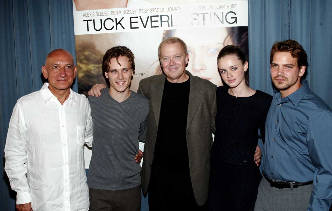 HOLLYWOOD - OCTOBER 5: (L-R) Actors Sir Ben Kingsley, Jonathan Jackson, Jay Russell, Alexis Bledel and Scott Bairstow of the film "Tuck Everlasting" attend the film's premiere at the El Capitan Theatre October 5, 2002 in Hollywood, California. The film opens nationwide on October 11, 2002. (Photo by Frederick M. Brown/Getty Images)