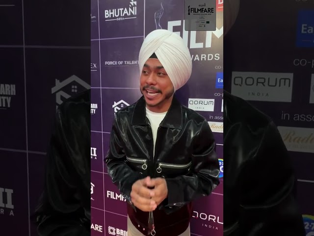 DilAmrit sings a fantastic track at the red carpet of Filmfare Awards Punjabi 2025