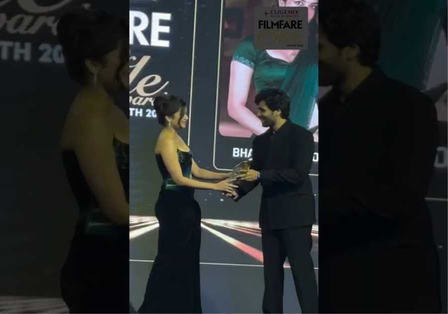 Bhagyashri Borse Wins Emerging Face of Fashion (Female) | Filmfare Glamour and Style Awards 2025 
