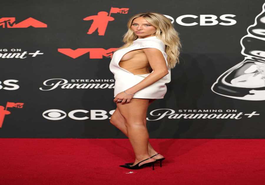 Alix Earle Dares to Bare Sideboob in Little White Dress at the 2025 VMAs
