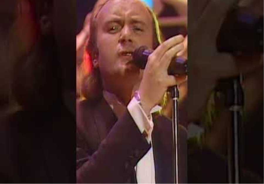 🎤#GRAMMY Great Performance 👀 #philcollins  Delivers A Celebratory Rendition Of #sussudio