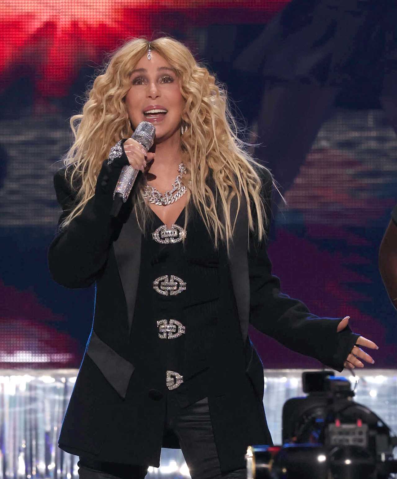 NEW YORK, NEW YORK - DECEMBER 08: Singer Cher performs at Madison Square Garden on December 08, 2023 in New York City. (Photo by Kevin Kane/WireImage)