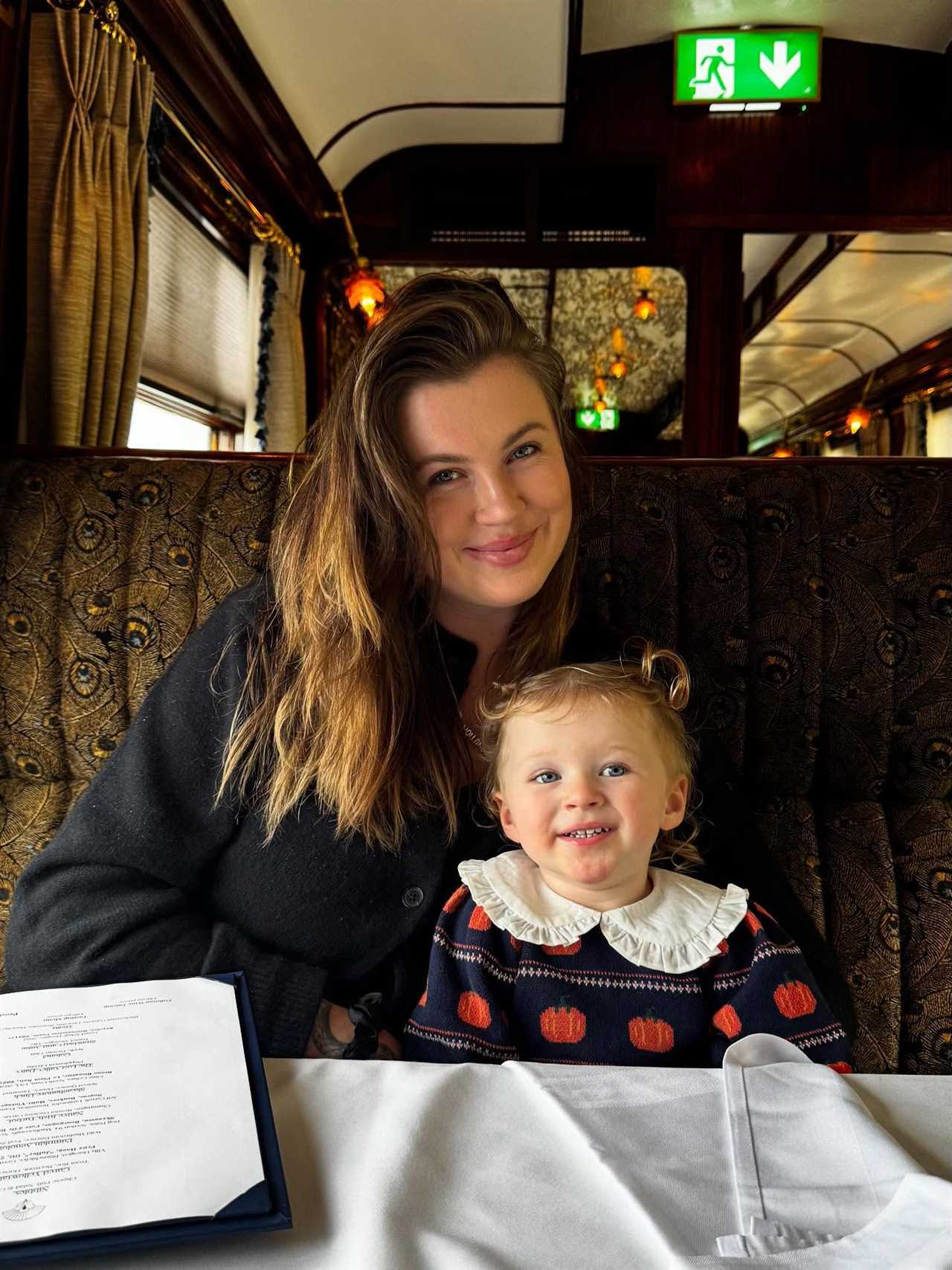 Ireland Baldwin and her daughter, Holland.