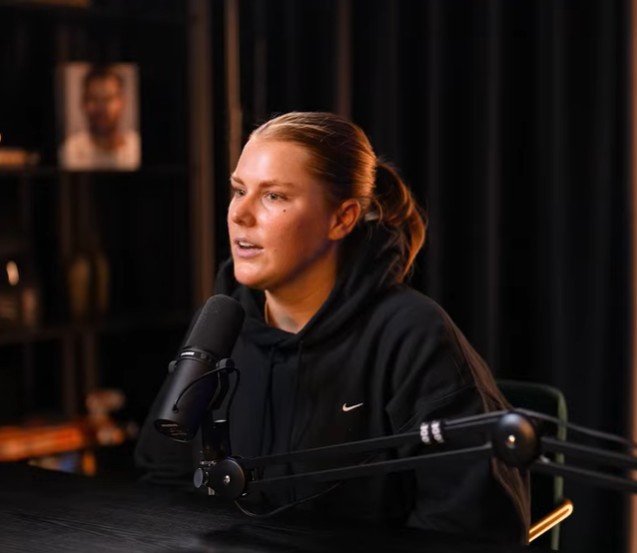 'I couldn't breathe': Brooke Warne recalls harrowing moment she heard about dad Shane