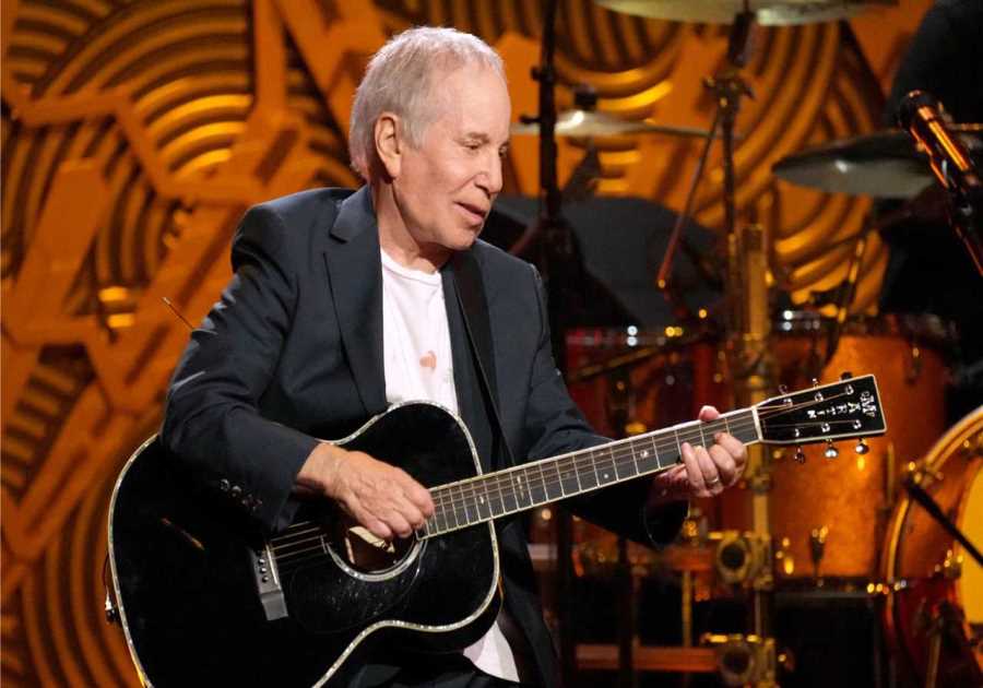 Paul Simon, Cher and Chaka Khan to receive Grammy Lifetime Achievement awards
