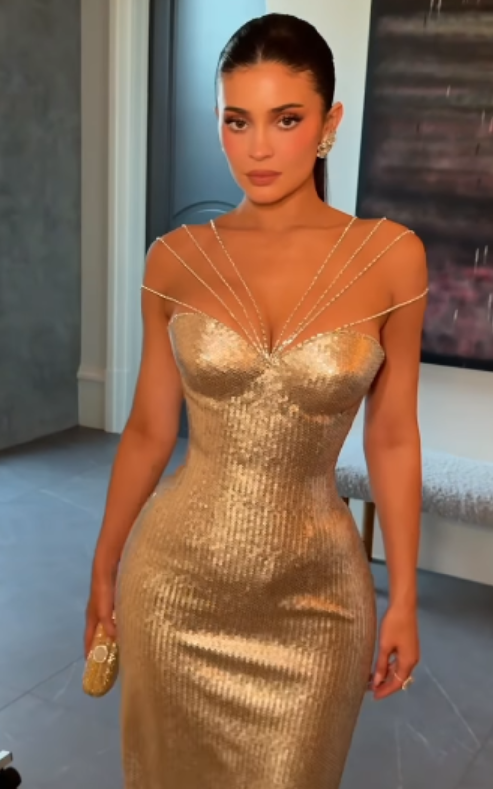 Kylie Jenner shares video of herself leaving for the Golden Globes, 2026