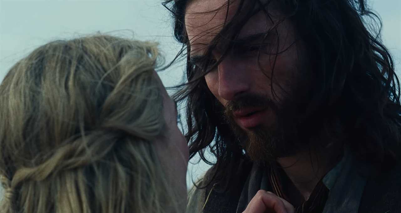 Margot Robbie and Jacob Elordi in Wuthering Heights 2026