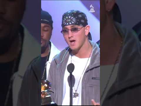 Eminem Wins Best Rap Album at the 2001 GRAMMYs 🏆