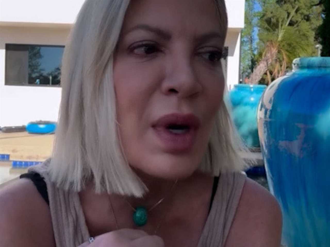 Tori Spelling gives update after car crash involving her kids