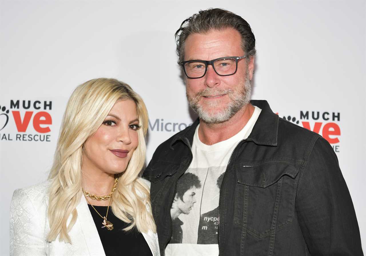 Tori spelling Beverly Hills 902010 Star with ex-husband Dean McDermott