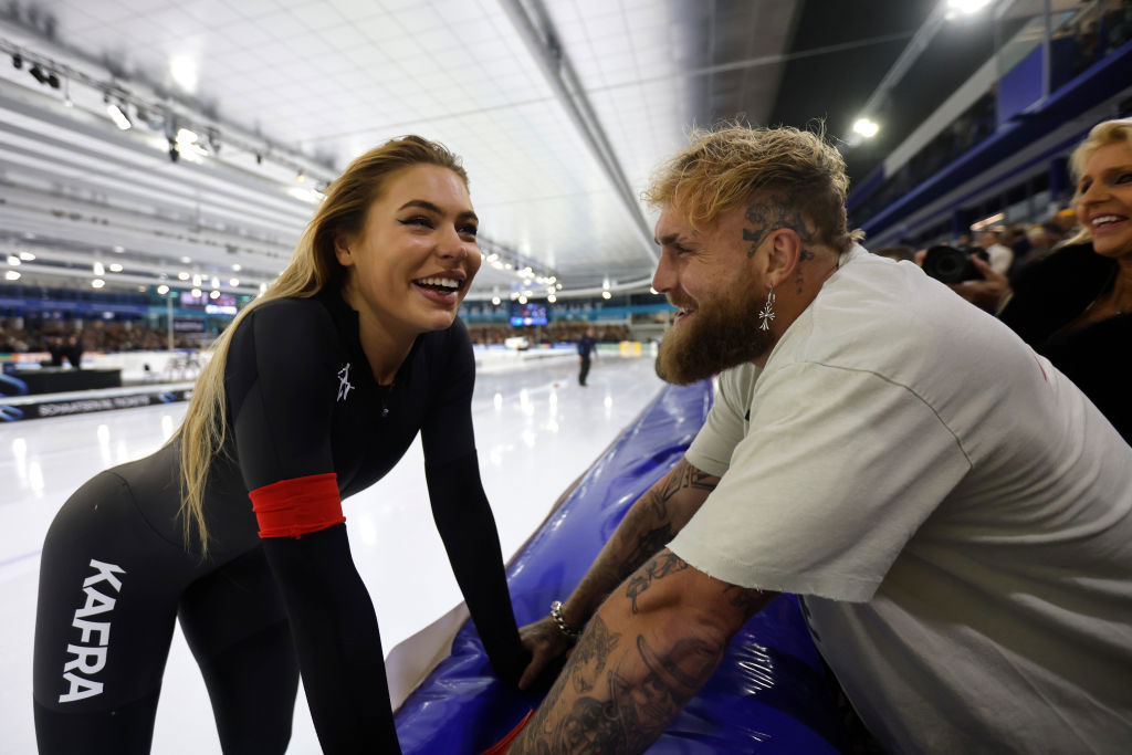 Jake Paul and Jutta Leerdam at the Daikin NK Allround & Sprint Ice Skating Dutch Championships in 2024.