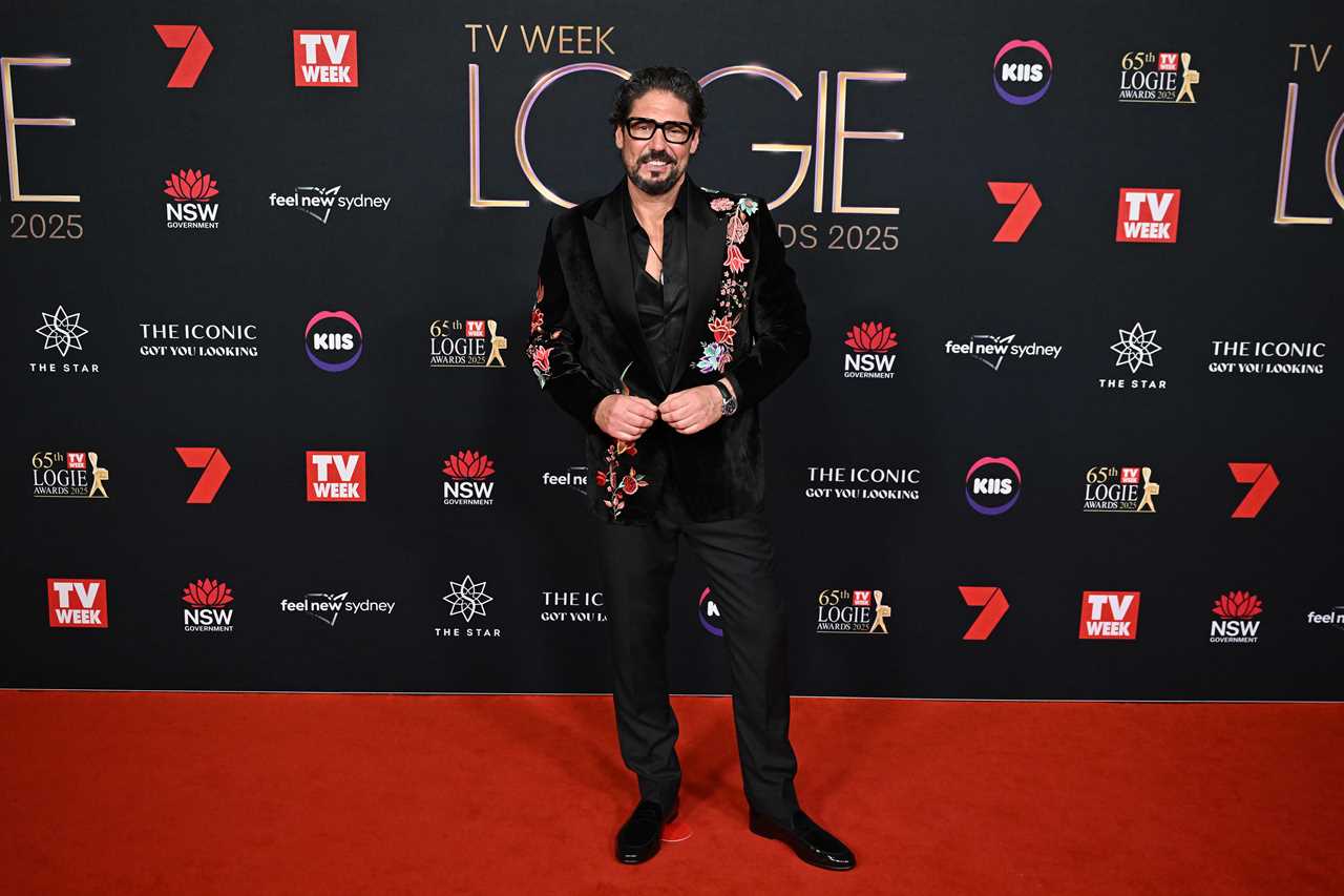 Colin Fassnidge attends the 65th TV WEEK Logie Awards at The Star on August 03, 2025 in Sydney, Australia.