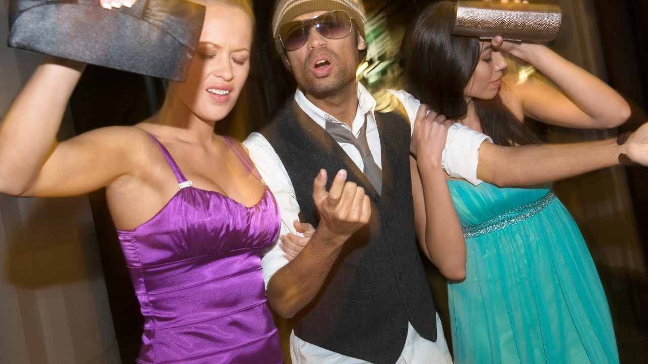 Taylor Sheridan’s Sweeping 3-Part Neo-Western Is Officially a Major Awards Contender