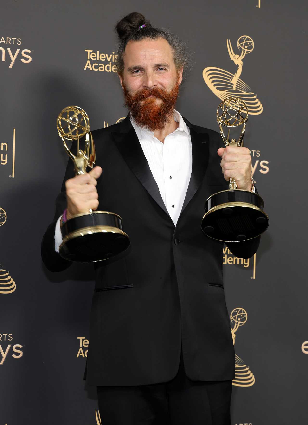 LOS ANGELES, CALIFORNIA - SEPTEMBER 04: Cristobal Tapia de Veer, winner of the Outstanding Music Composition for a Limited or Anthology Series, Movie or Special (Original Dramatic Score) award for 'The White Lotus' attends the 2022 Creative Arts Emmys at Microsoft Theater on September 04, 2022 in Los Angeles, California. (Photo by Amy Sussman/Getty Images)
