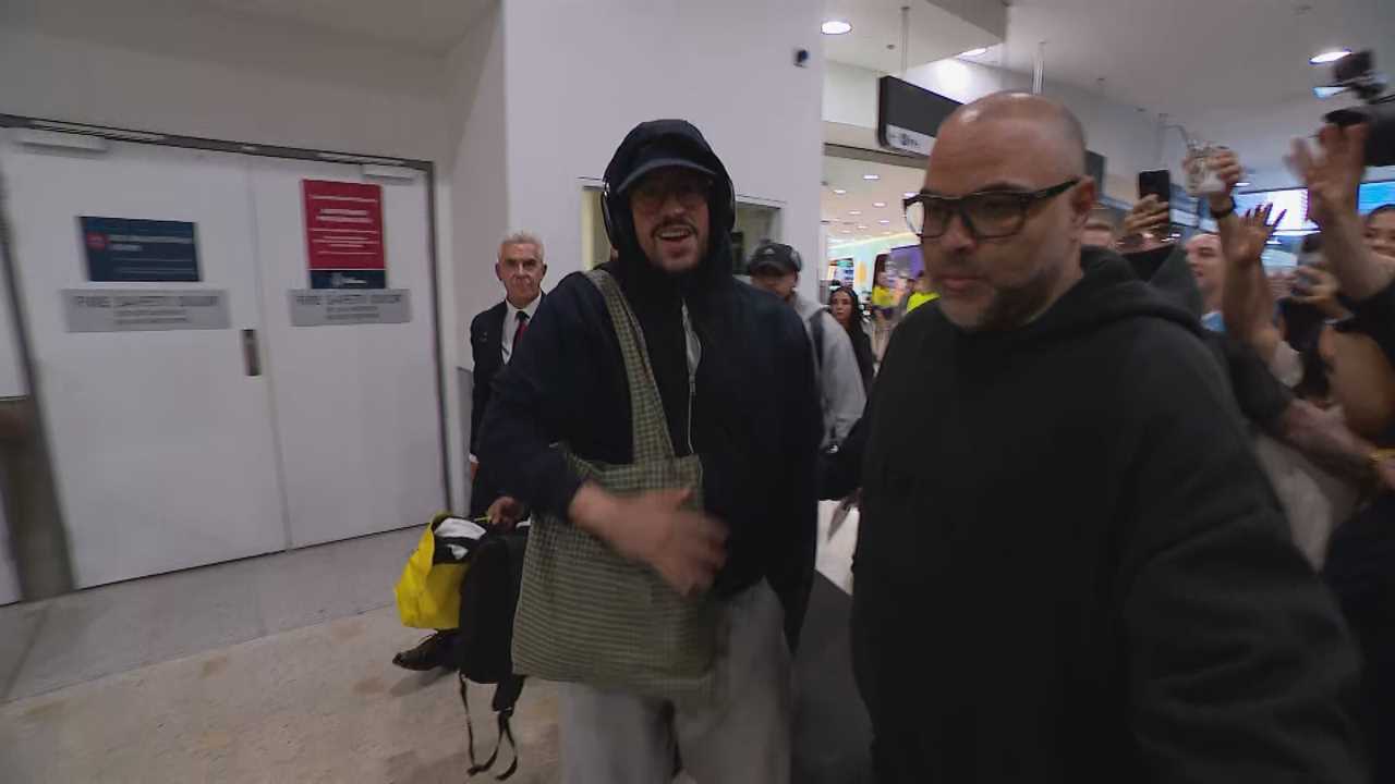 Bad Bunny in Sydney Airport 