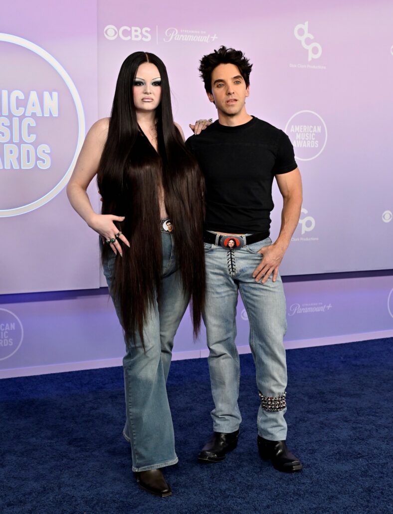 Every Celeb at American Music Awards 2026 – See All Stars on the Red Carpet (Photos)