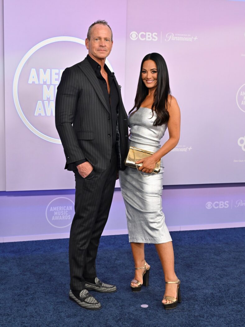 Every Celeb at American Music Awards 2026 – See All Stars on the Red Carpet (Photos)