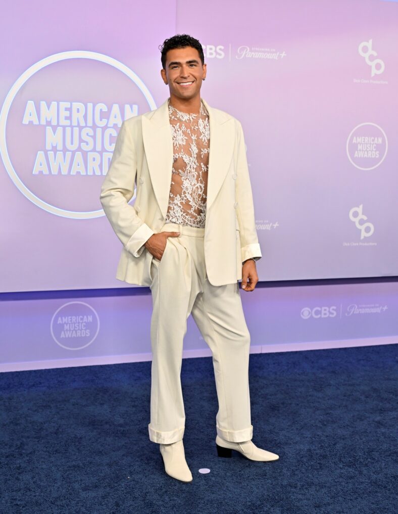 Every Celeb at American Music Awards 2026 – See All Stars on the Red Carpet (Photos)