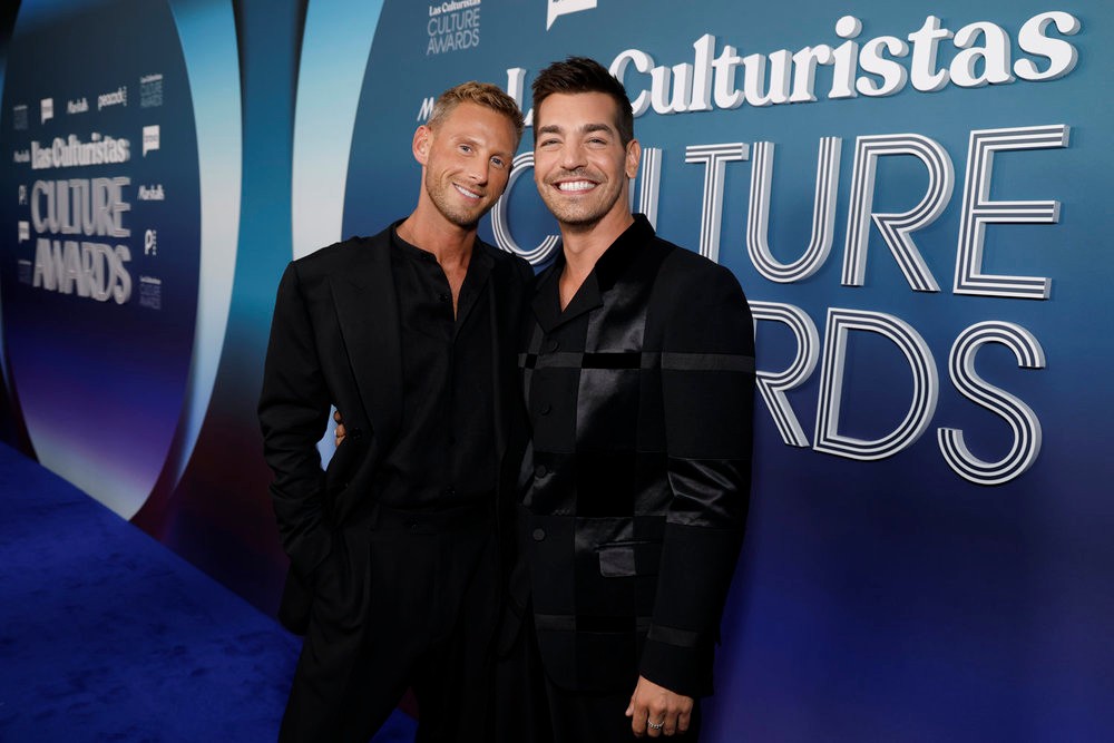 Fraser Olender and Matt Rogers at the Las Culturistas Culture Awards