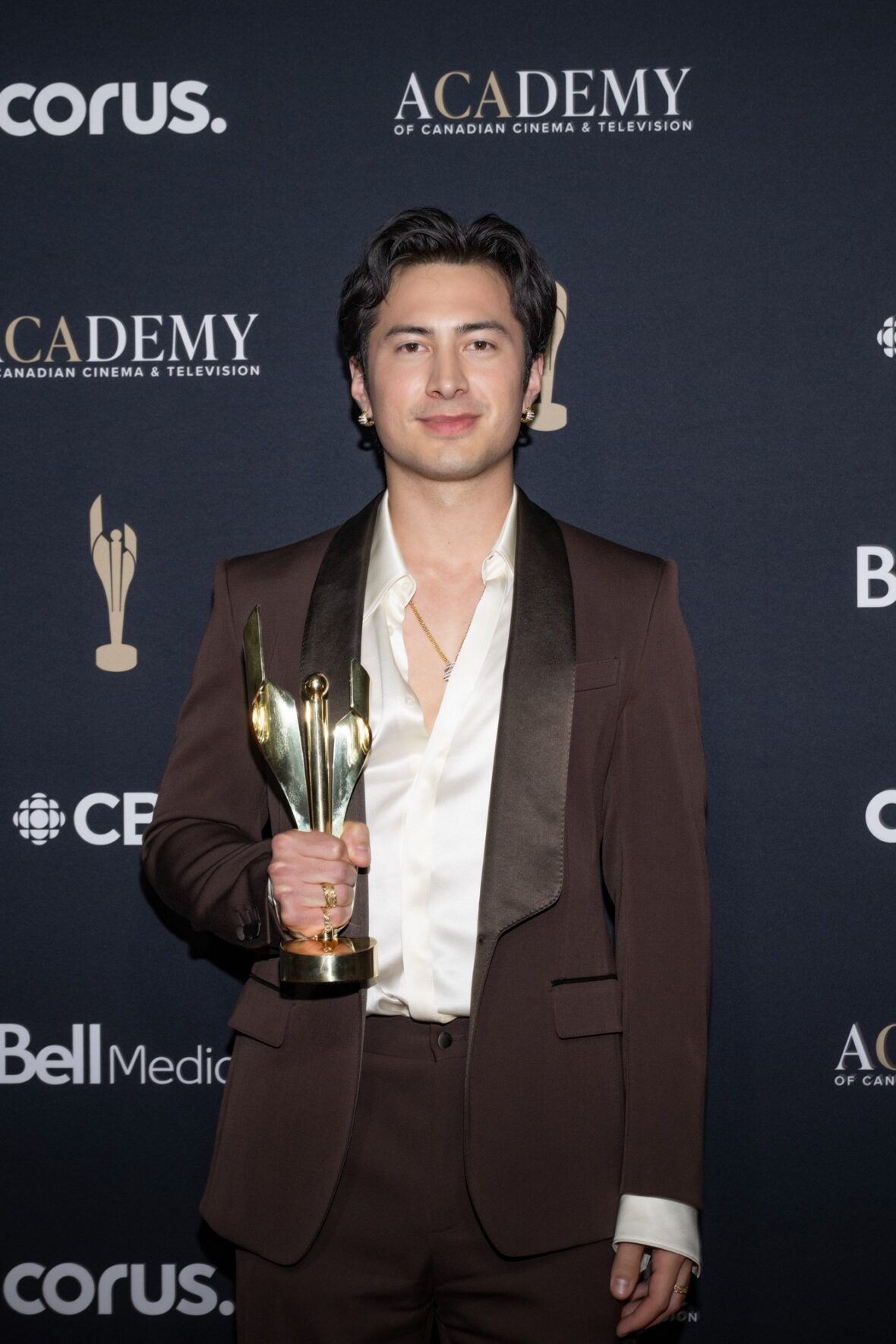 Hudson Williams Gives Special Thanks to Girlfriend Katelyn Larson During Acceptance Speech at Canadian Screen Awards 2026