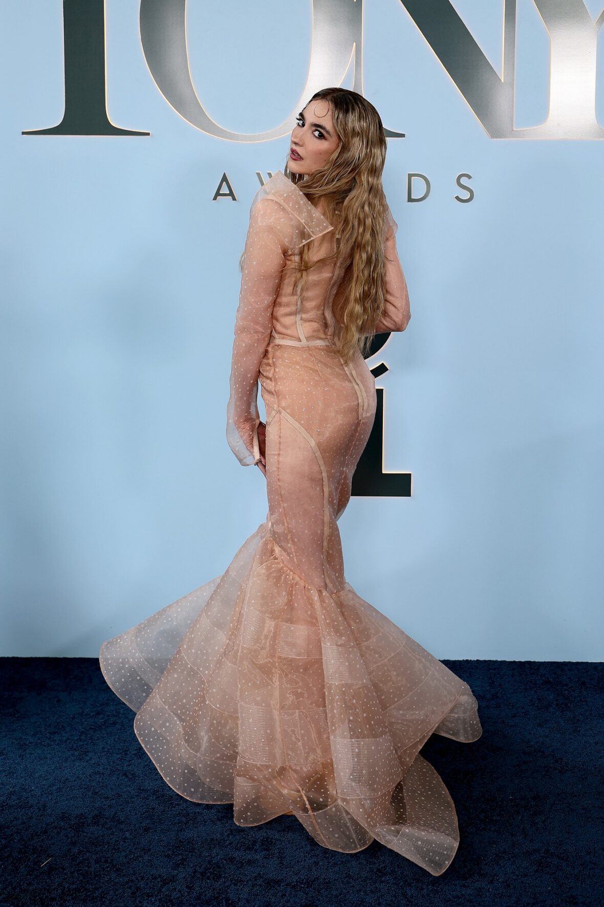 Lea Michele Reunites with ‘Glee’ Co-Stars Kristin Chenoweth & Brian Stokes Mitchell at Tony Awards