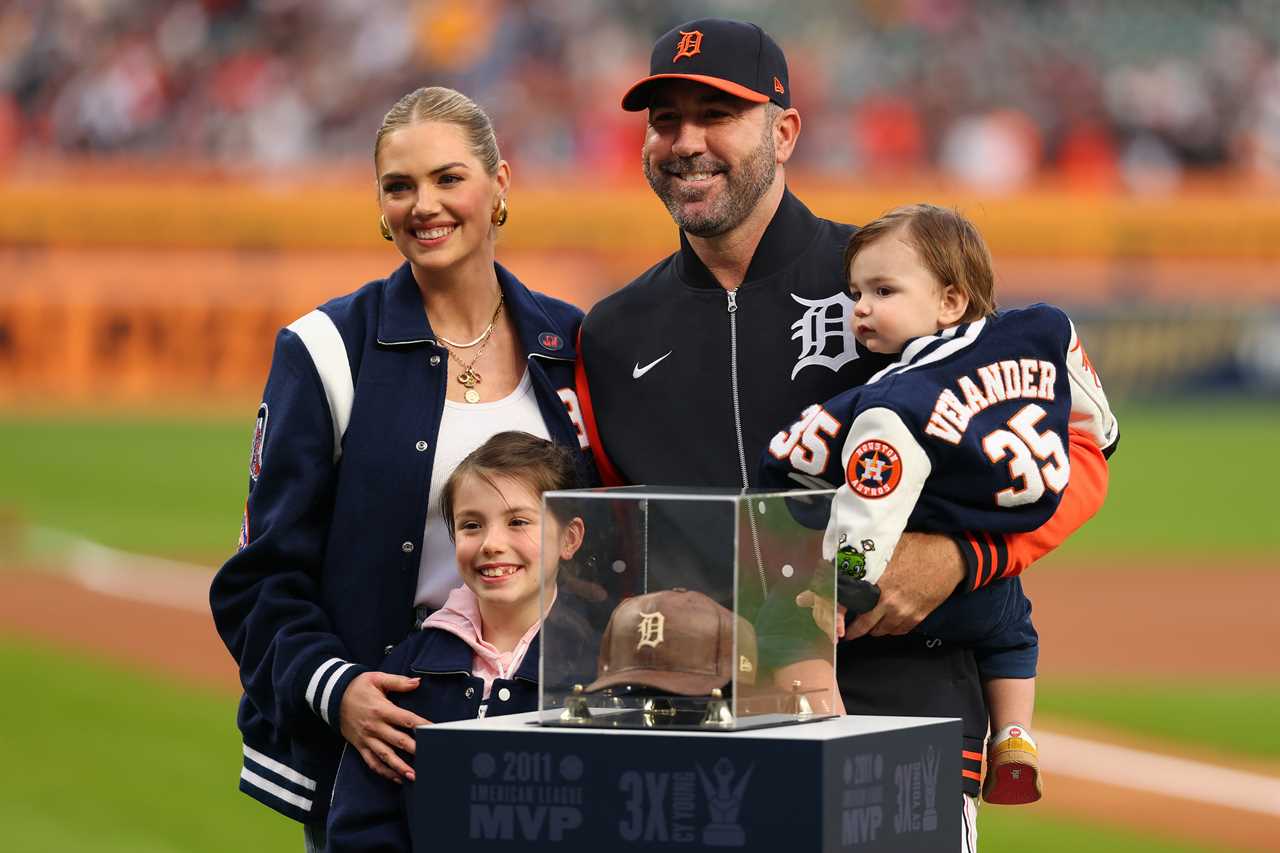 Justin-Verlander-and-Kate-Upton-Enjoy-Rare-Family-Outing.jpg