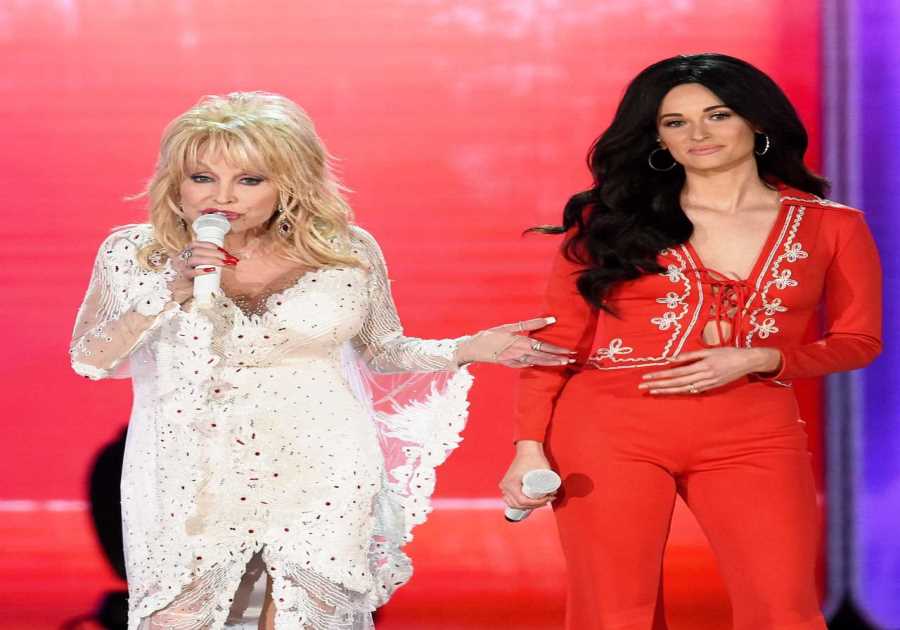 Kacey Musgraves Performs Heartfelt Dolly Parton Tribute at MTV VMAs 2026